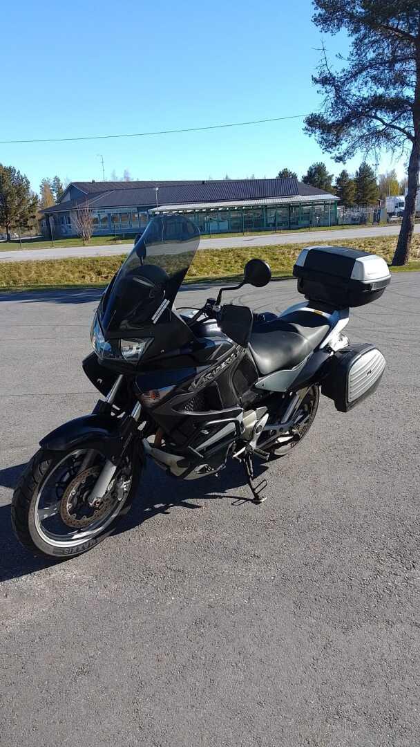 Honda XL - 2009