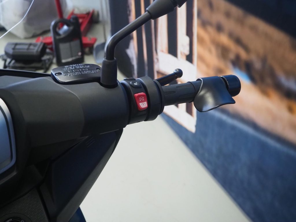 BMW C - 2023